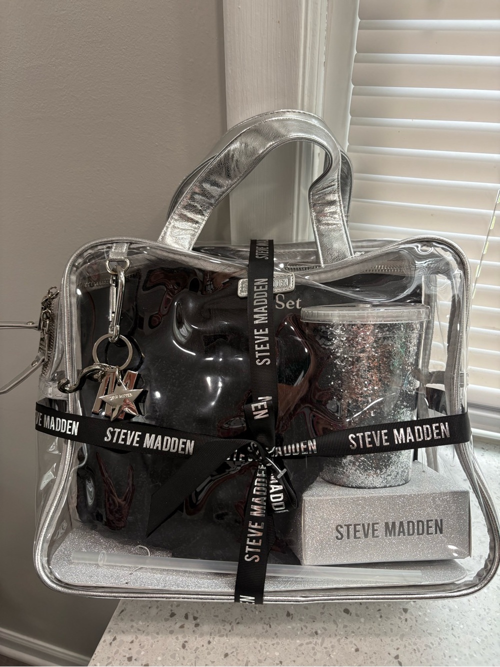 Steve Madden Silver Clear Tote Gift Set